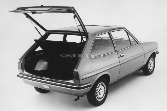 Fiesta MK1: Ghia